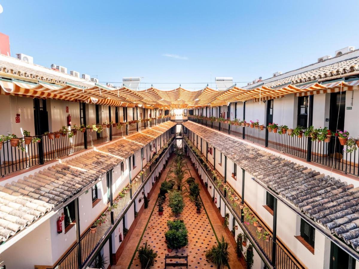 Holi-Rent Lumbreras Apartment Seville Exterior photo