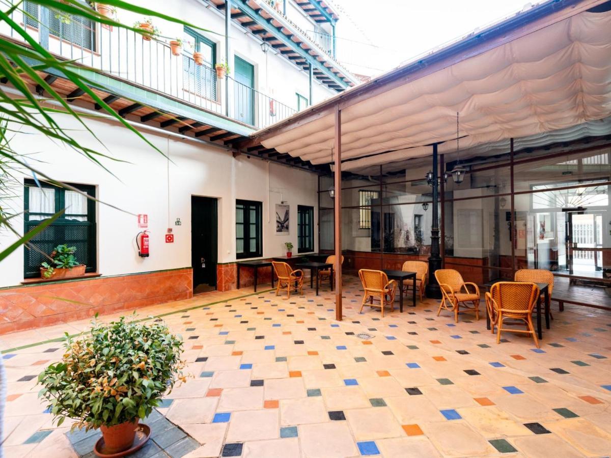 Holi-Rent Lumbreras Apartment Seville Exterior photo